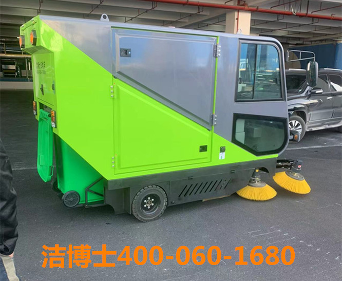 洁博士驾驶扫地机客户案例-淮安中通物流有限公司